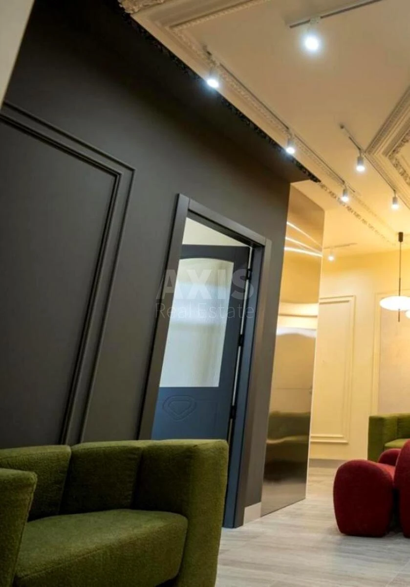 Офис ул. Антоновича 3, 125м2659251