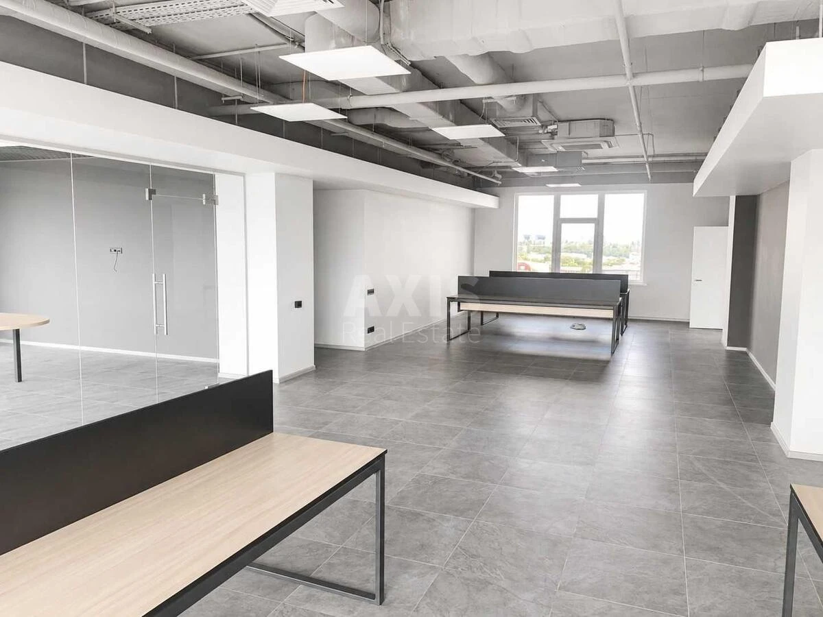 Office pr-t Stepana Bandery 9Б, 770m2710182