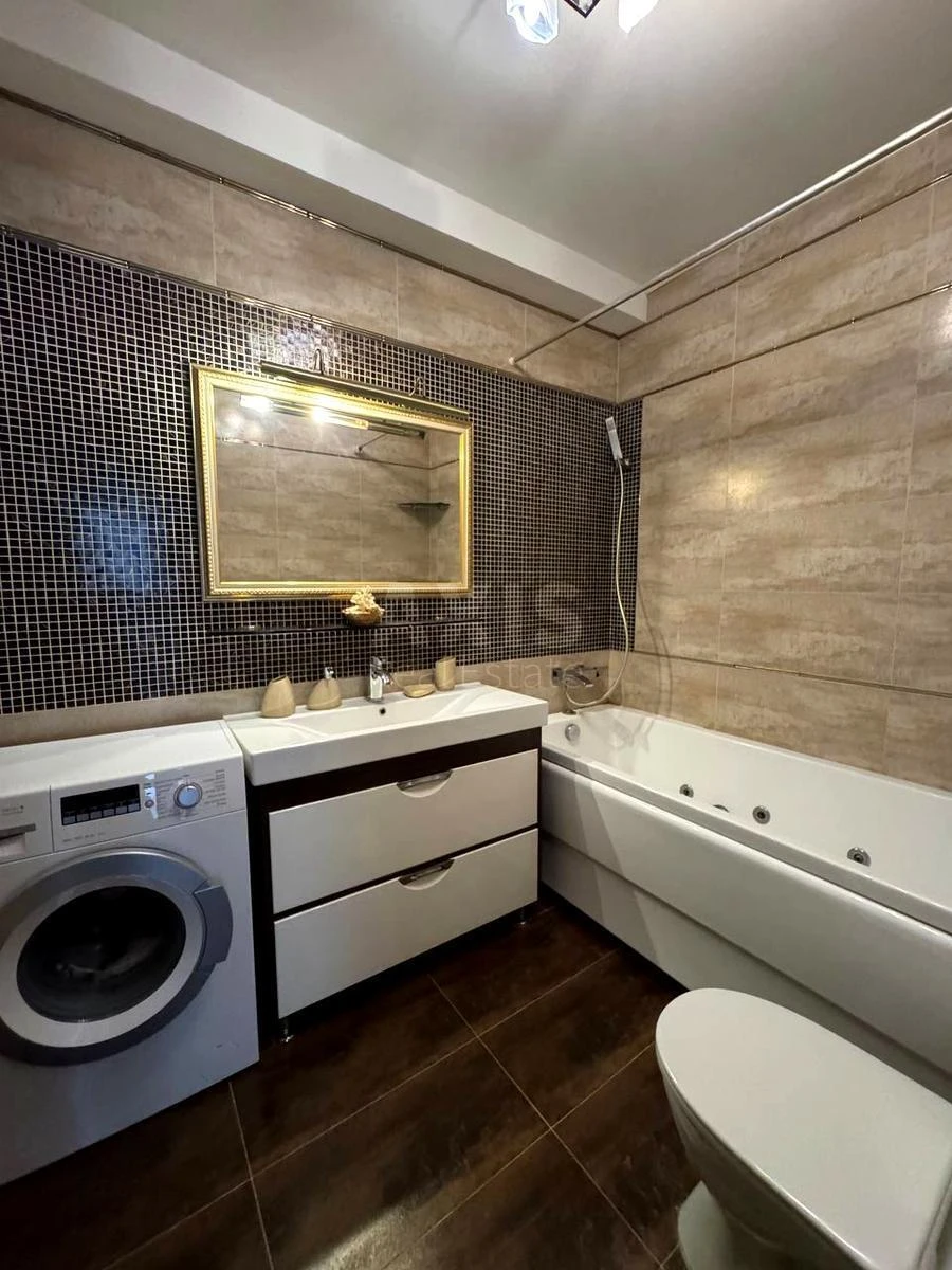 2k apartment pr-t Lobanovs'kogo 4В6772320