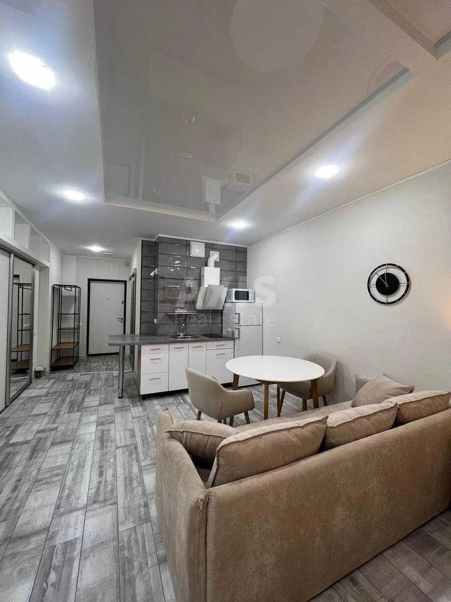 1k apartment pr-t Berestejskij 5В