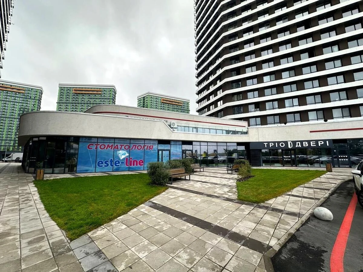 Office nab. Dniprovs'ka 15Є, 171m2677940