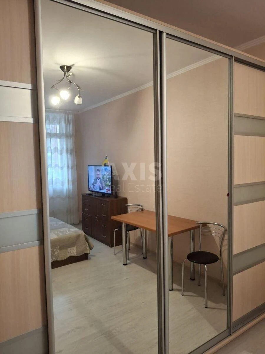 2k apartment vul. Yulia Zdanovska 46/1662563