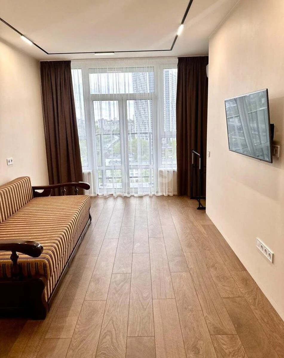 2k apartment pr-t Berestejskij 5В679572