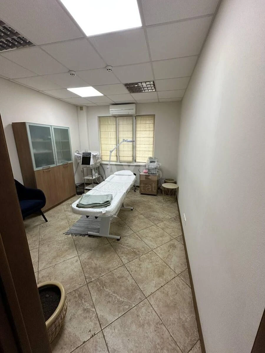 Объект торговли пр-т Гонгадзе Георгия 18, 155м2646195