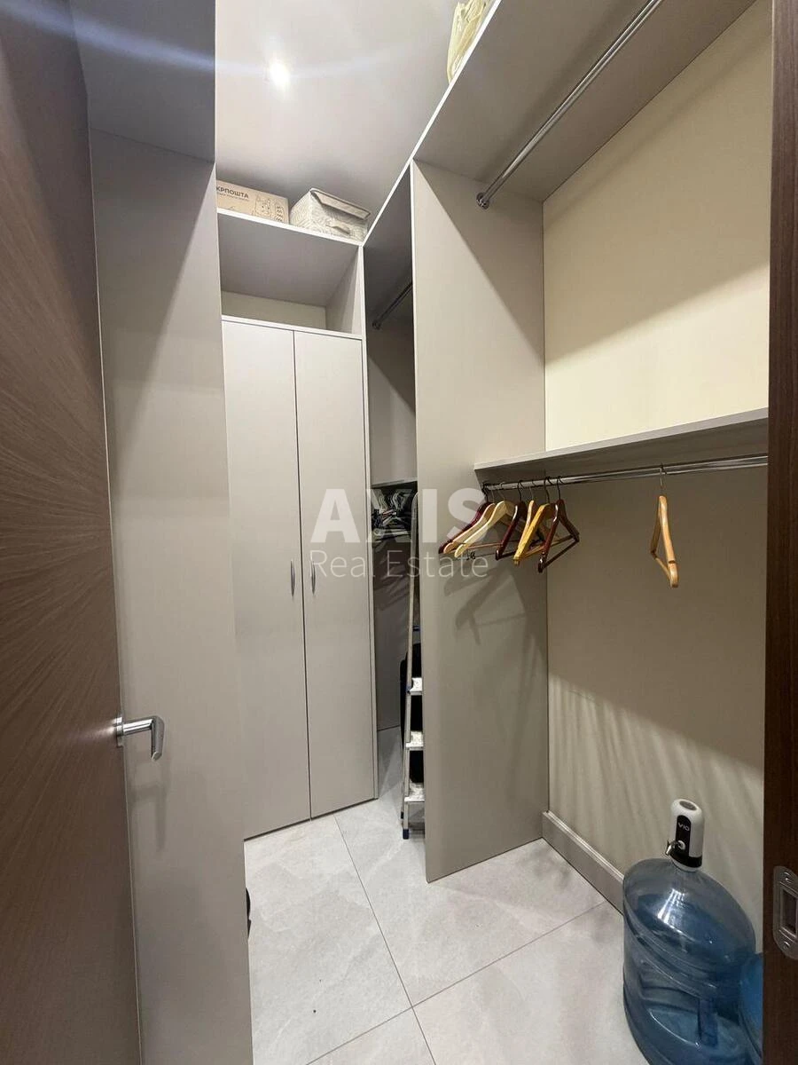 1k apartment pr-t Berestejskij 426759415