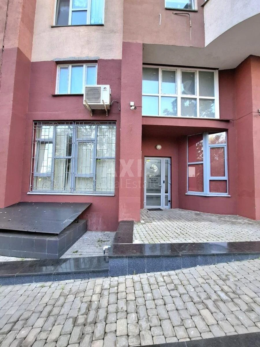 Объект торговли ул. Эрнста Федора 16, 72м26674612