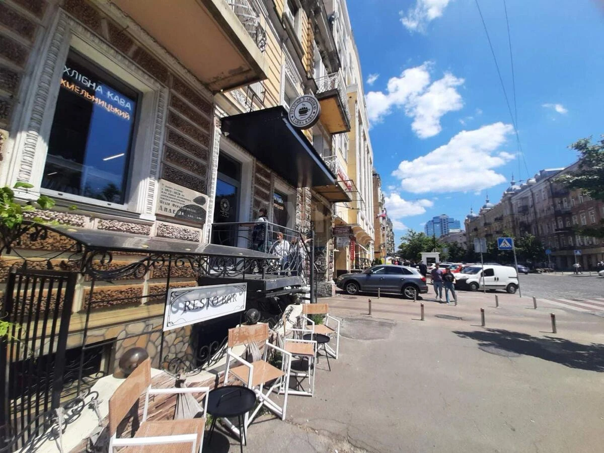 Объект торговли ул. Хмельницкого Богдана 50, 61м2624021