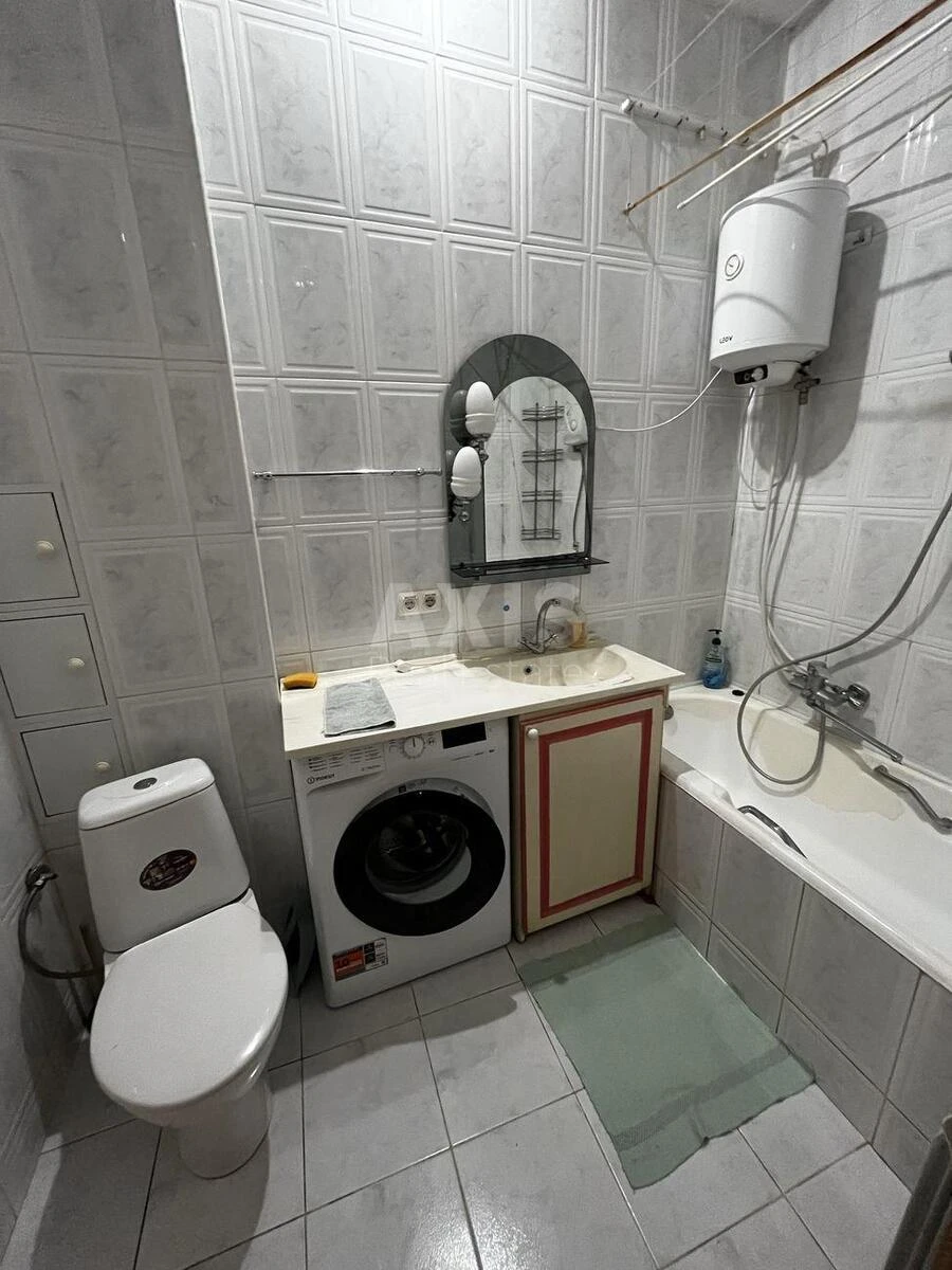 3k apartment vul. Gonchara Olesja 90/927114314