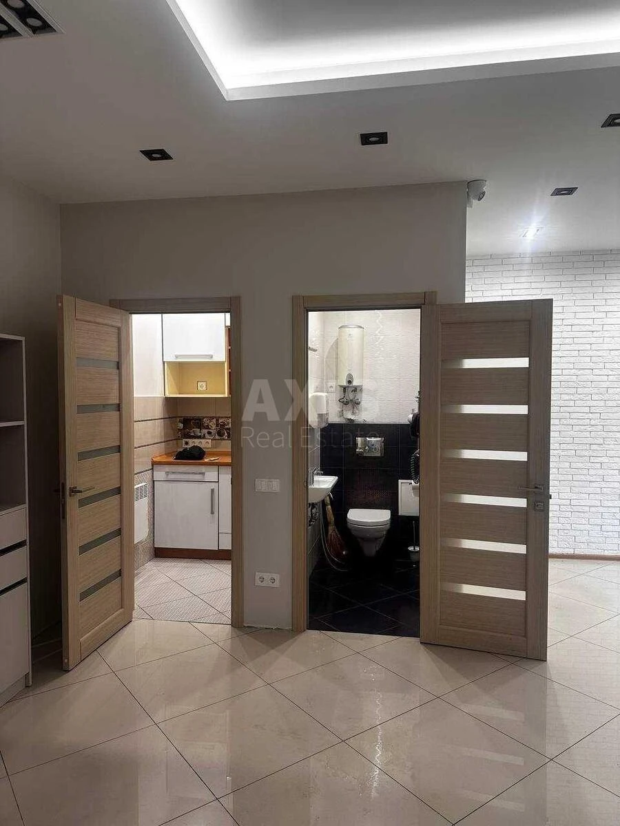 Office vul. Denysa Rachinskoho 25, 40m2711836