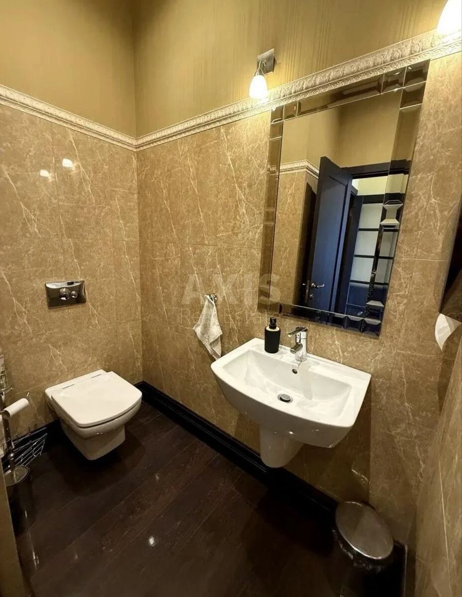 Office pr-t Obolons'kyj 26, 119m2621707