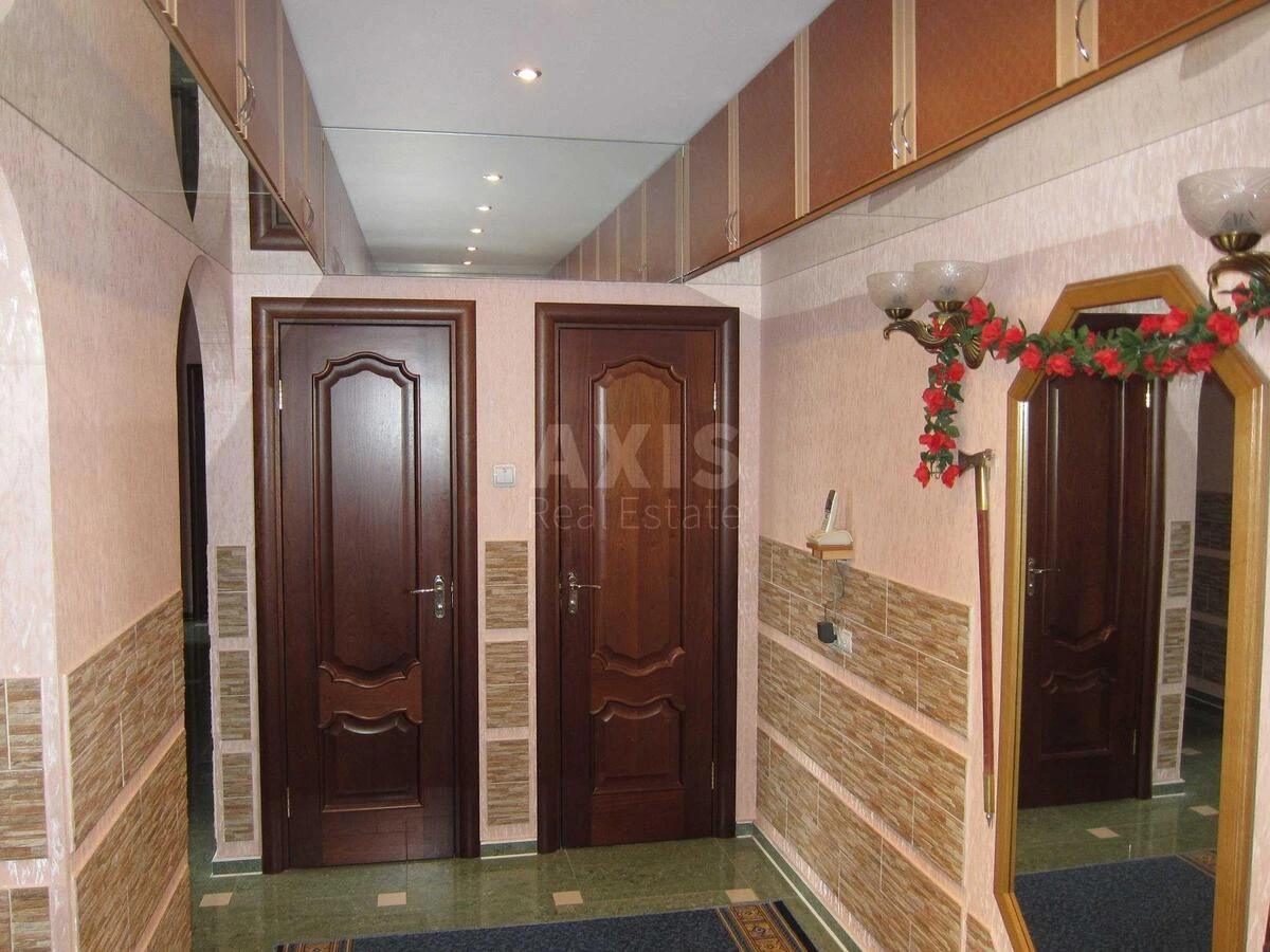 3к квартира ул. Княжий Затон 216975011