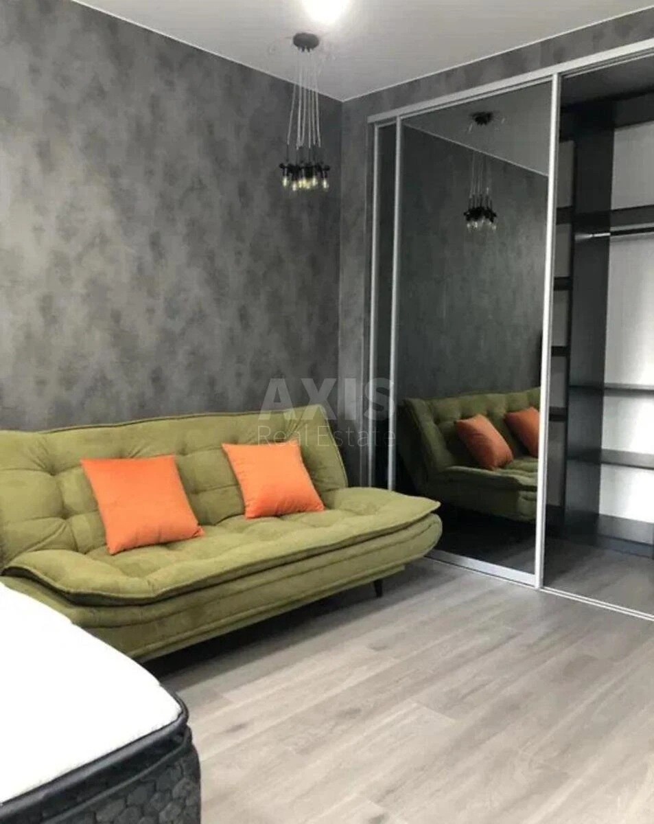 1к квартира ул. Кирилловская 37А687773