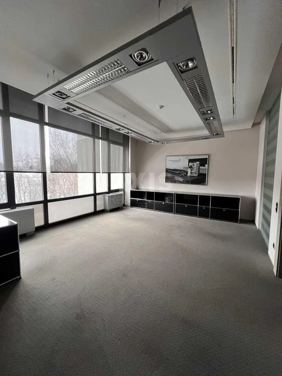 Office vul. Students'ka 5, 617m2669848