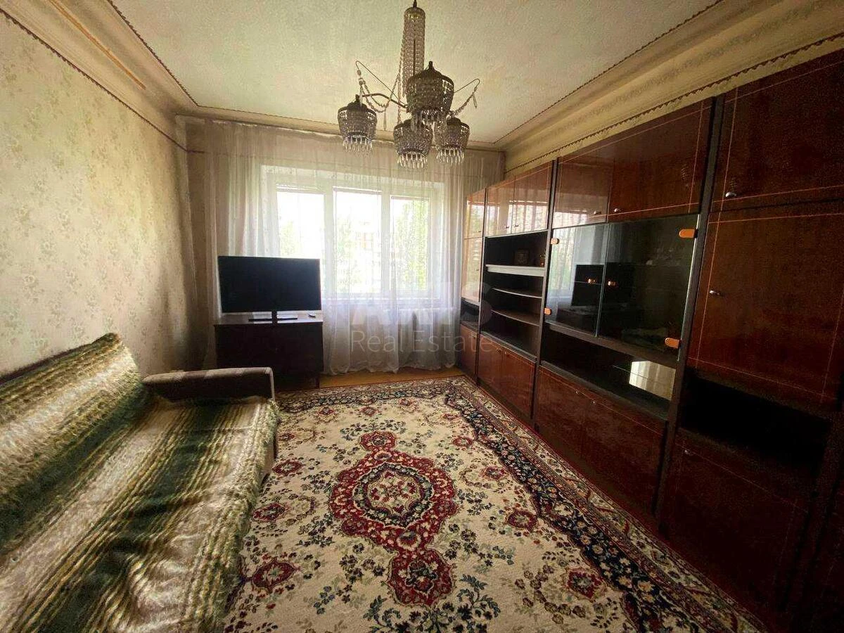 3к квартира пр-т Свободы 1/60706005