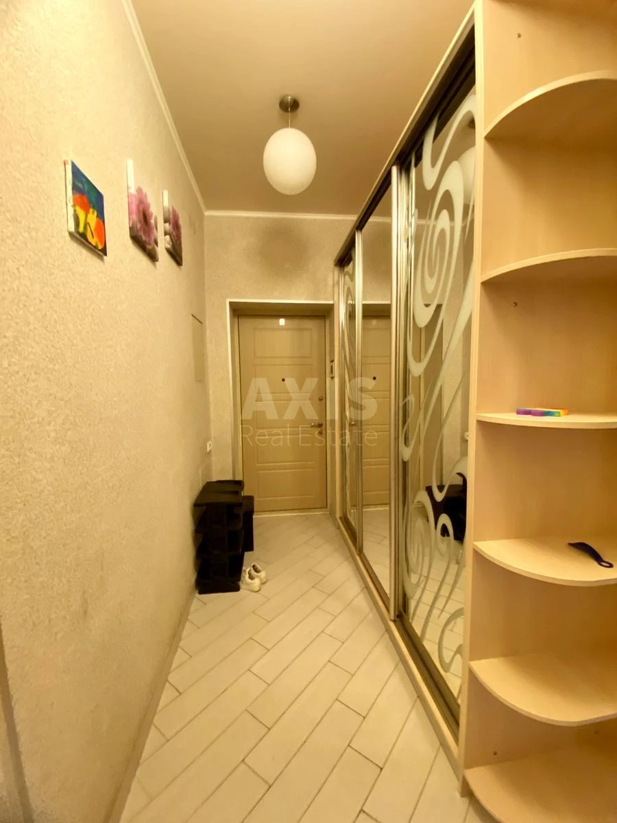 2k apartment vul. Shovkovychna 13/27037513