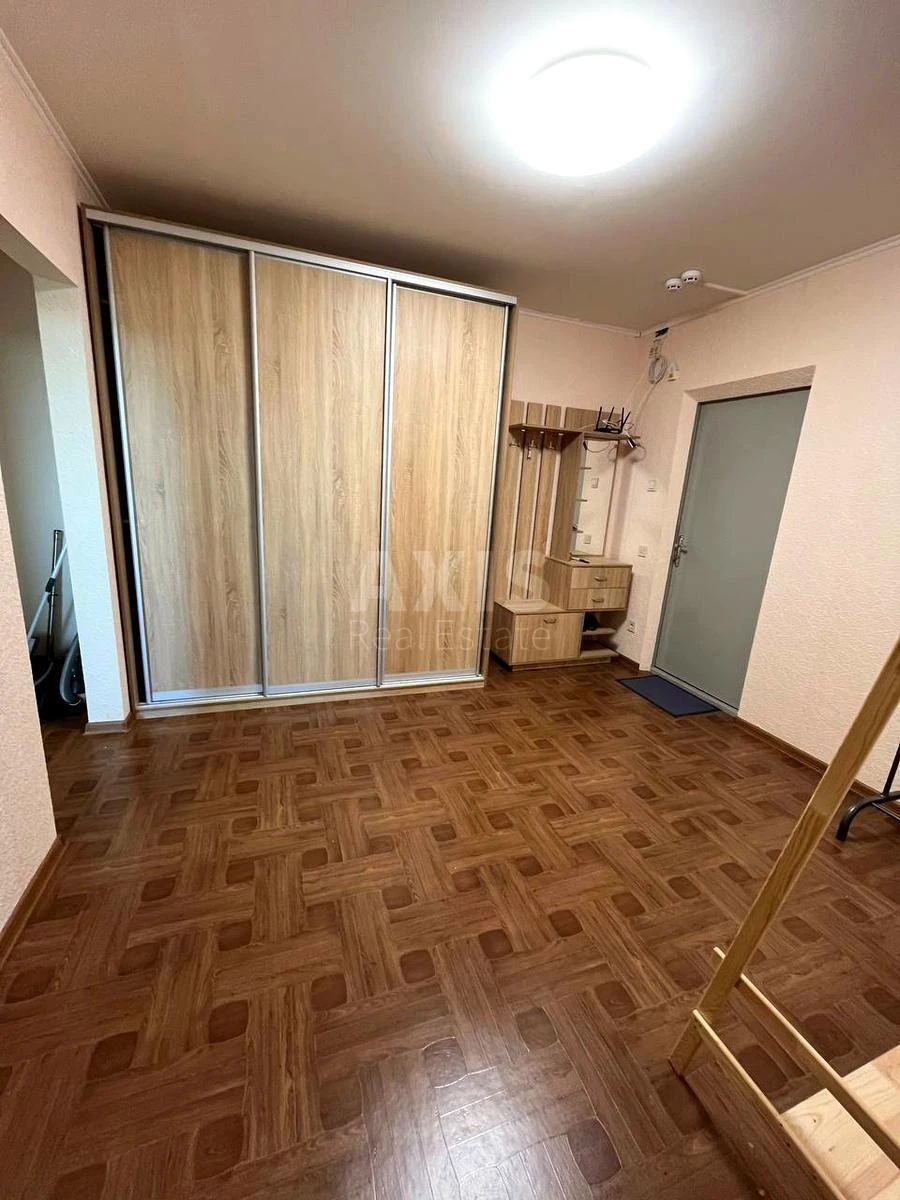 1k apartment vul. Revuc'kogo 54704024