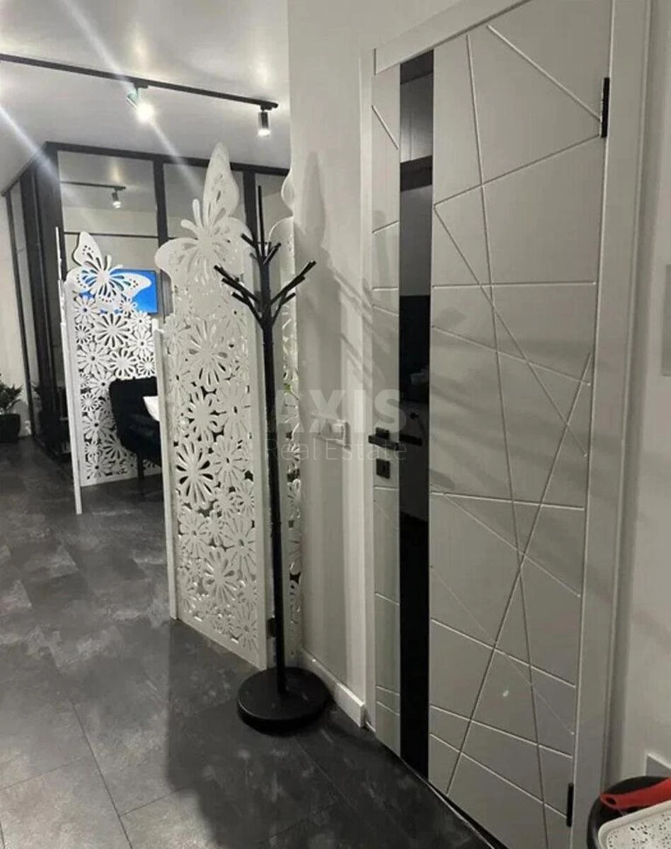 1k apartment vul. Lypy Jurija 66678011