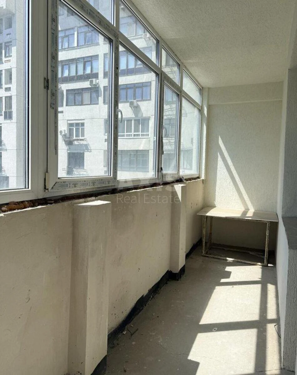 2k apartment vul. Jevgena Konoval'cja 44А698599