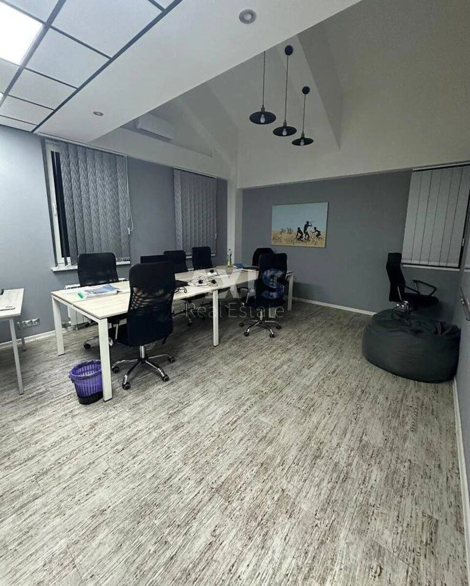Офис ул. Дегтяревская Тридцать три А, 260м2495251