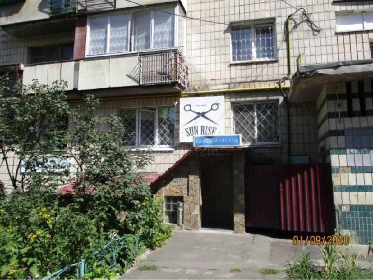 Trade object prov. Kolomyjs'kyj 3/1, 80m2712123