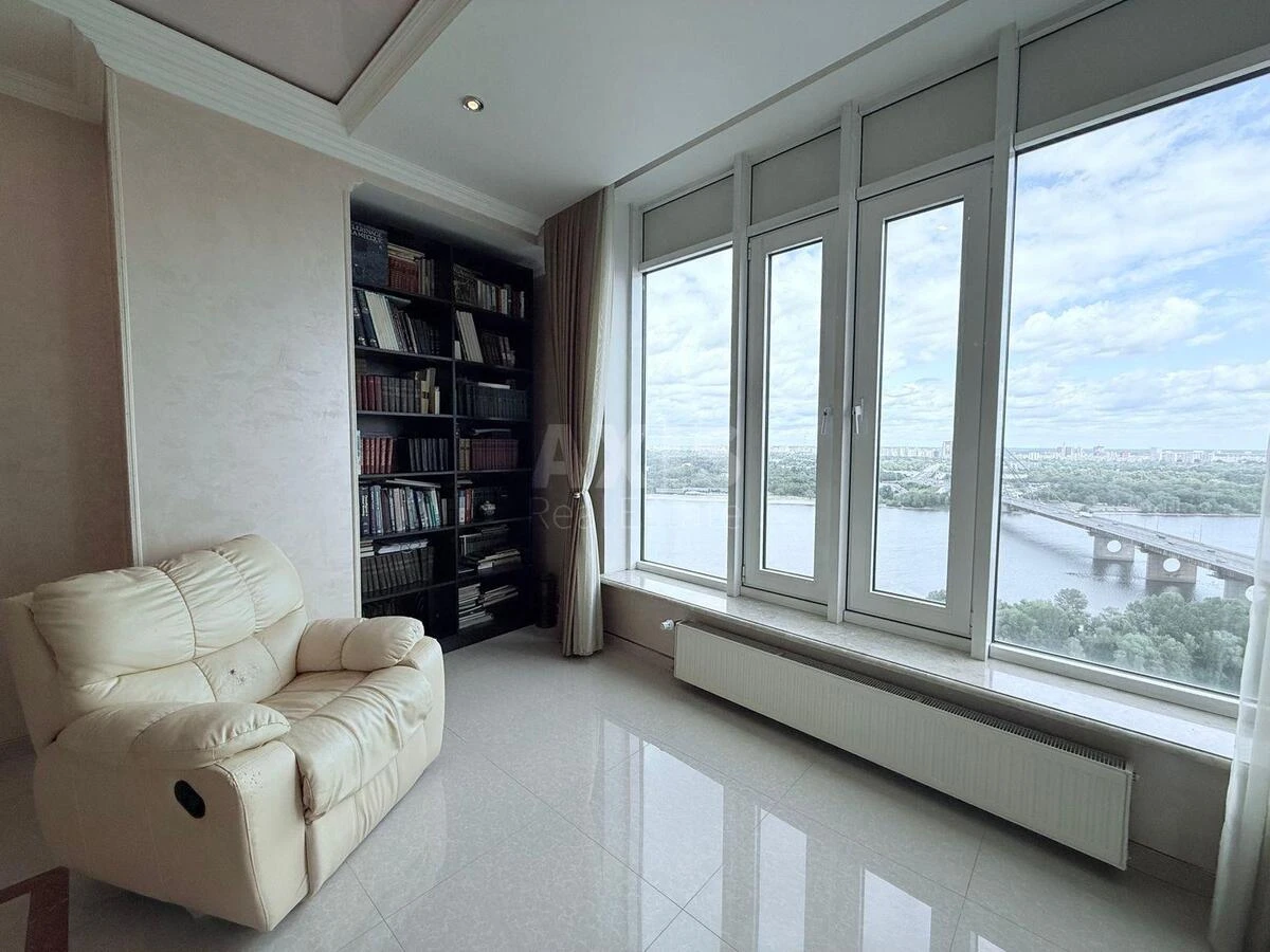 3k apartment vul. Obolons'ka naberezhna 15802010