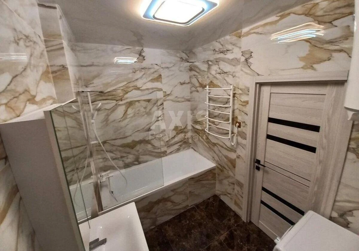 2к квартира ул. Братьев Чибинеевых 8Г7027011