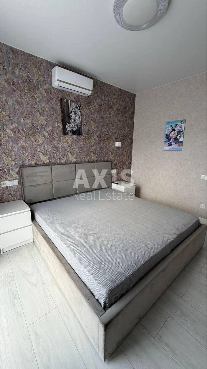 3к квартира ул. Михаила Максимовича 26692987