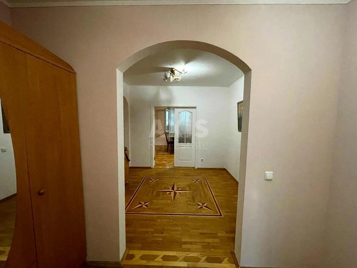 3к квартира ул. Голего Николая 12654519