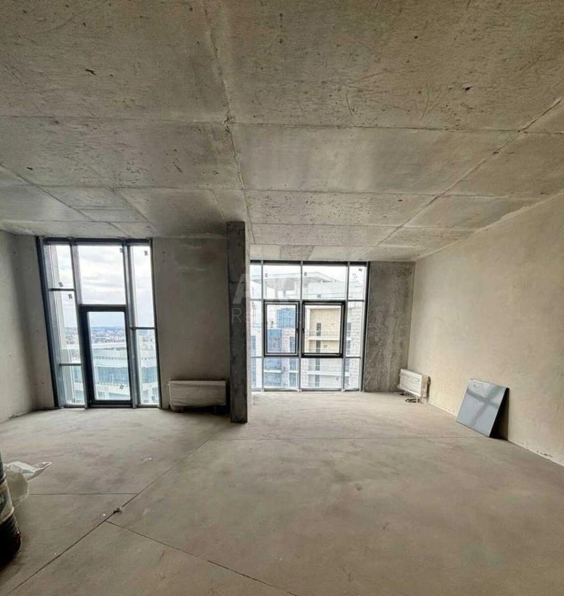 4k apartment vul. Dragomyrova Myhajla 17Б5905612