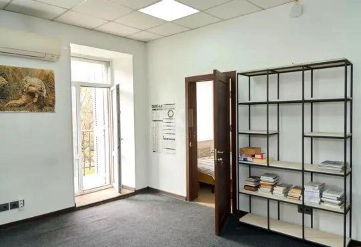 2к квартира ул. Федорова Ивана 10675203