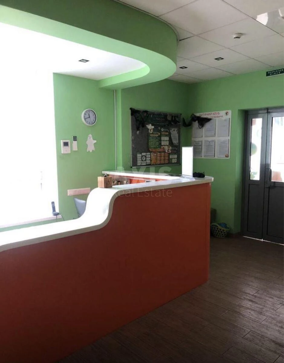 Объект торговли ул. Джона Маккейна 7, 334м2600063