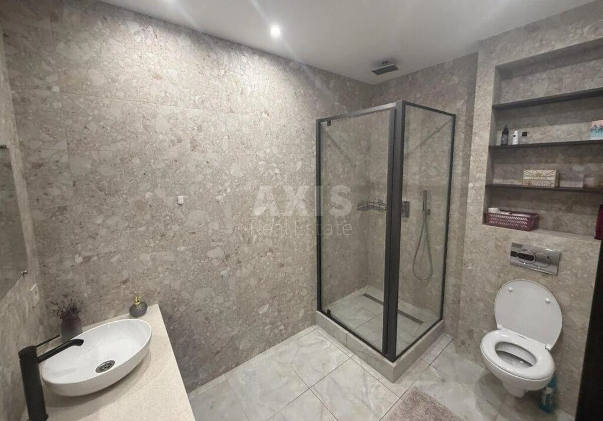 2k apartment vul. Prychal'na 126631711