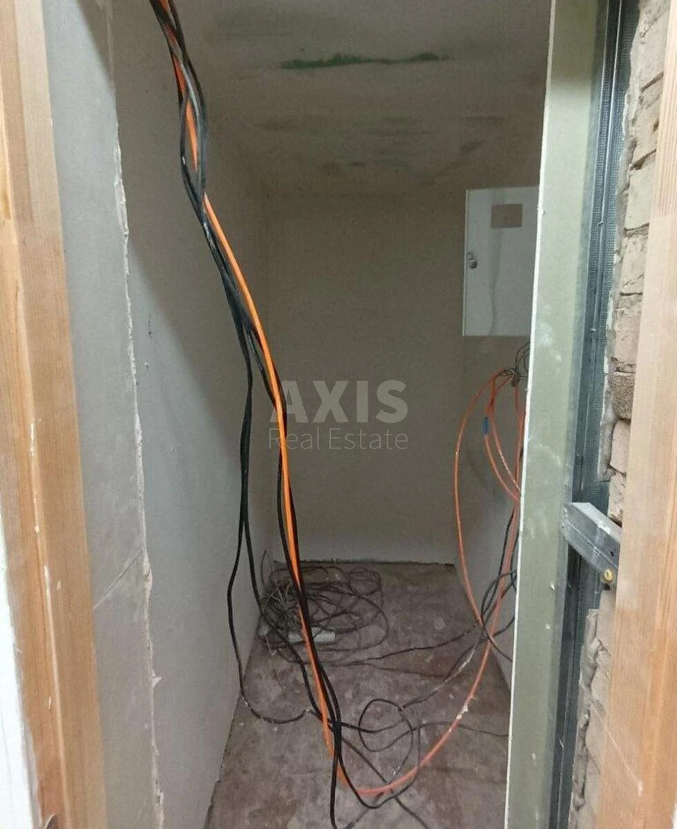 Объект торговли ул. Верхний Вал 16, 80м2612113