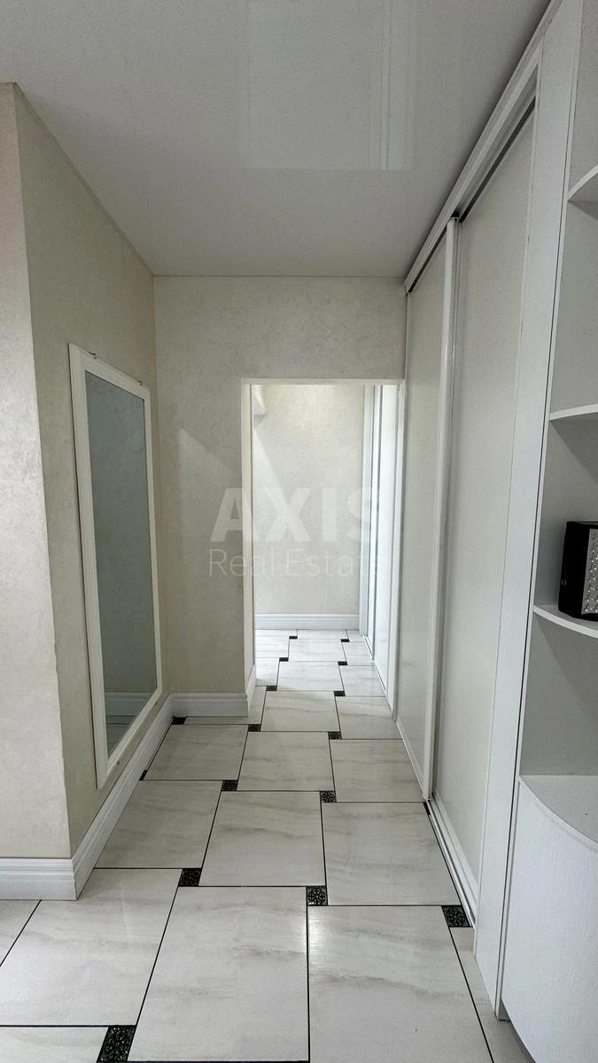3k apartment vul. Urlivs'ka 36684531
