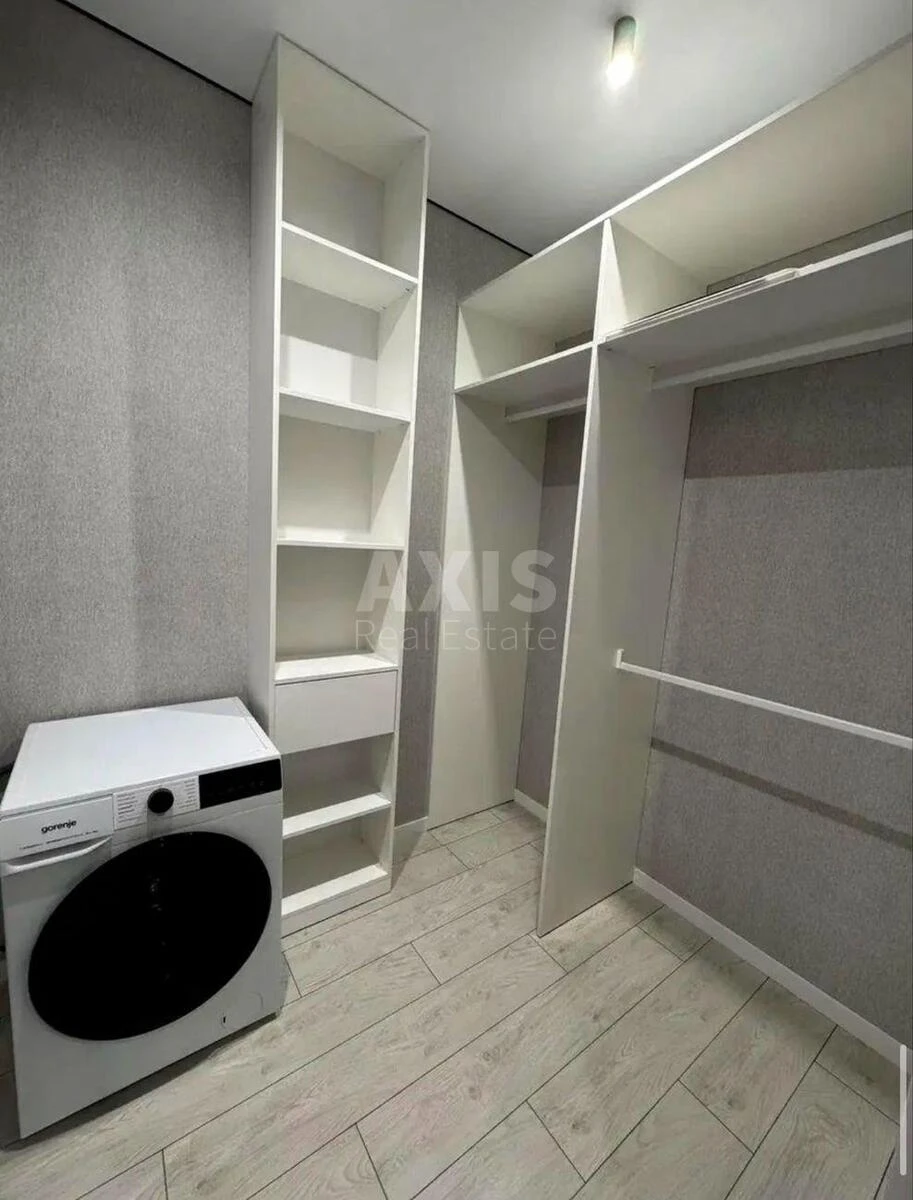 1k apartment pr-t Berestejskij 116237911