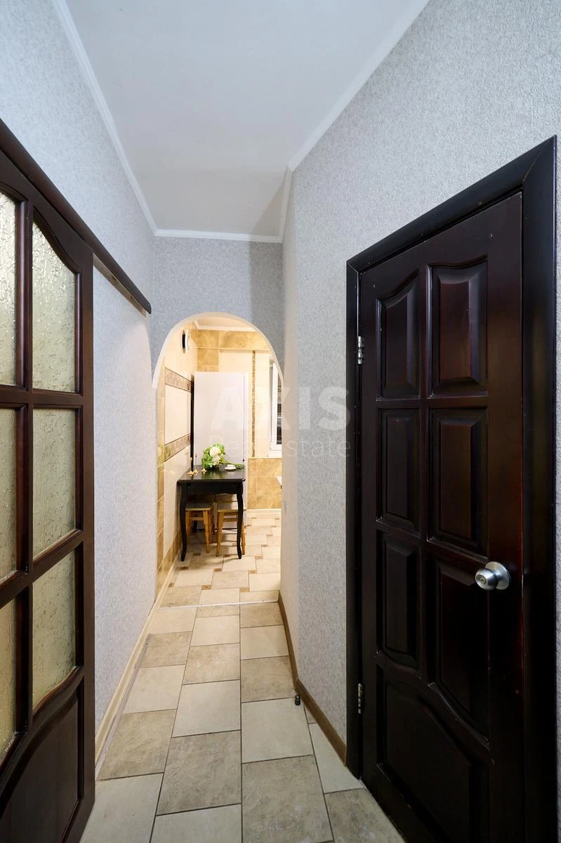 2k apartment vul. Antonovycha 170/1Б6651716