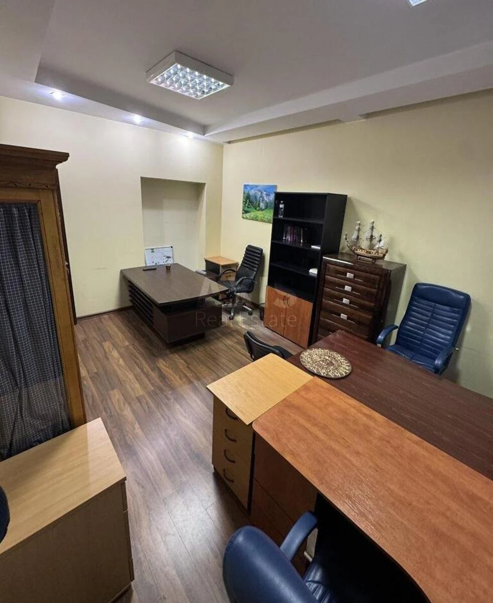Office vul. Shovkovychna 32/34, 90m2712260