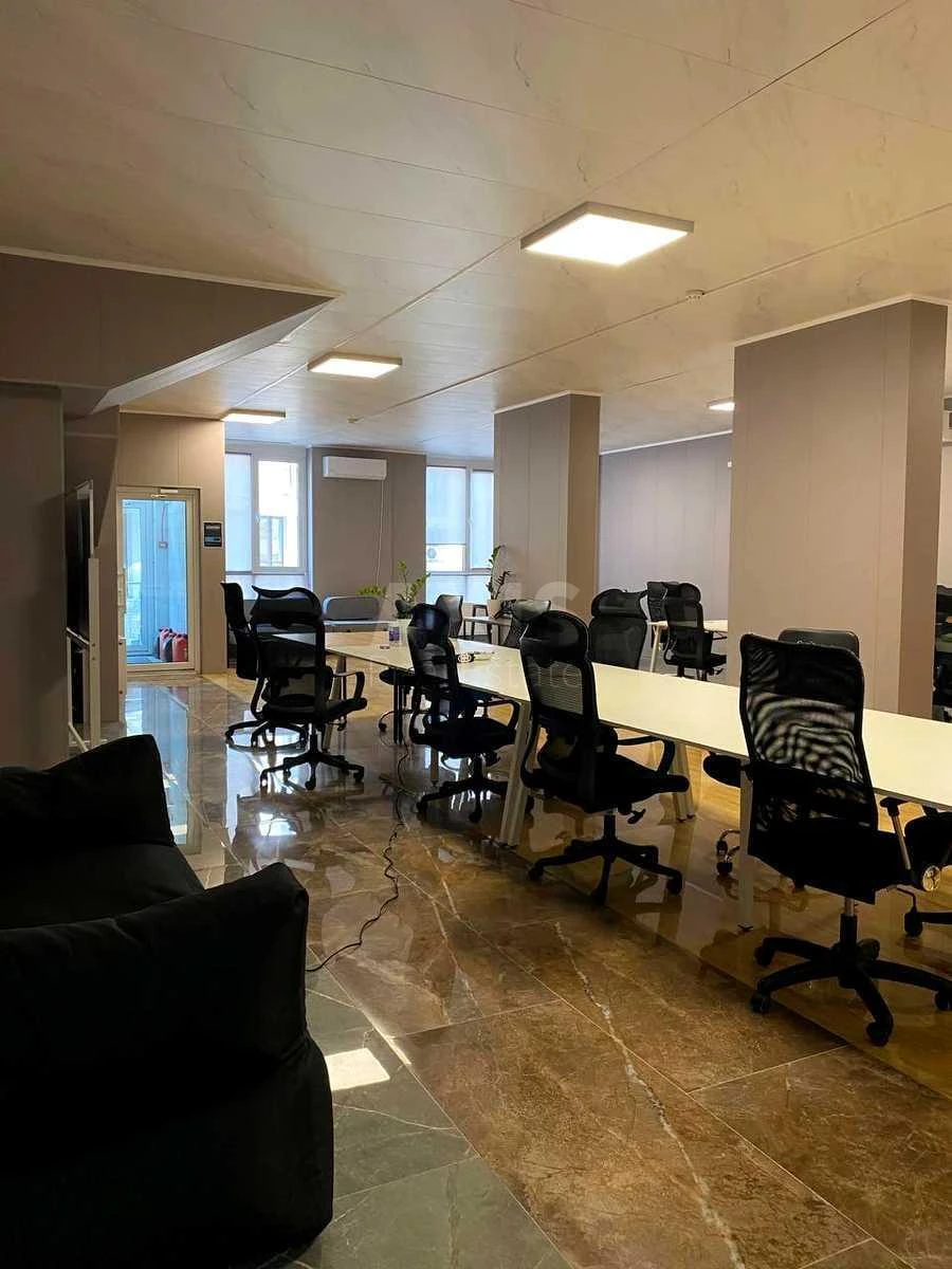 Office vul. Central'na 19, 130m2712820