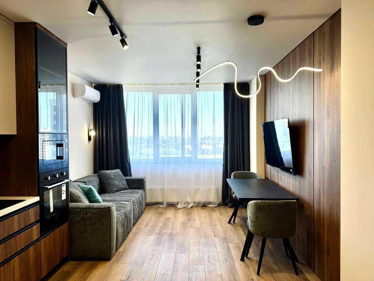 3k apartment vul. Oleksandra Olesja 17