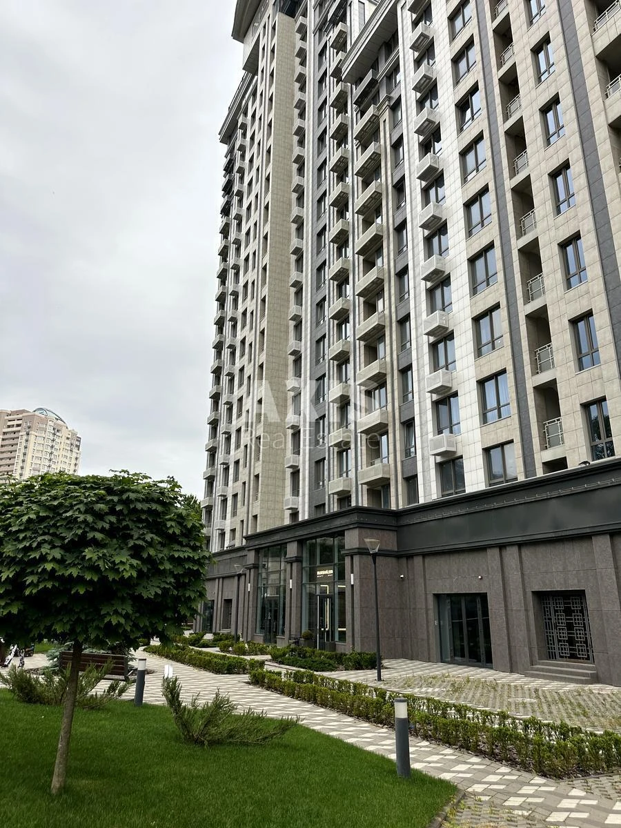 1k apartment Fortechnyy tupyk Seven volts668573