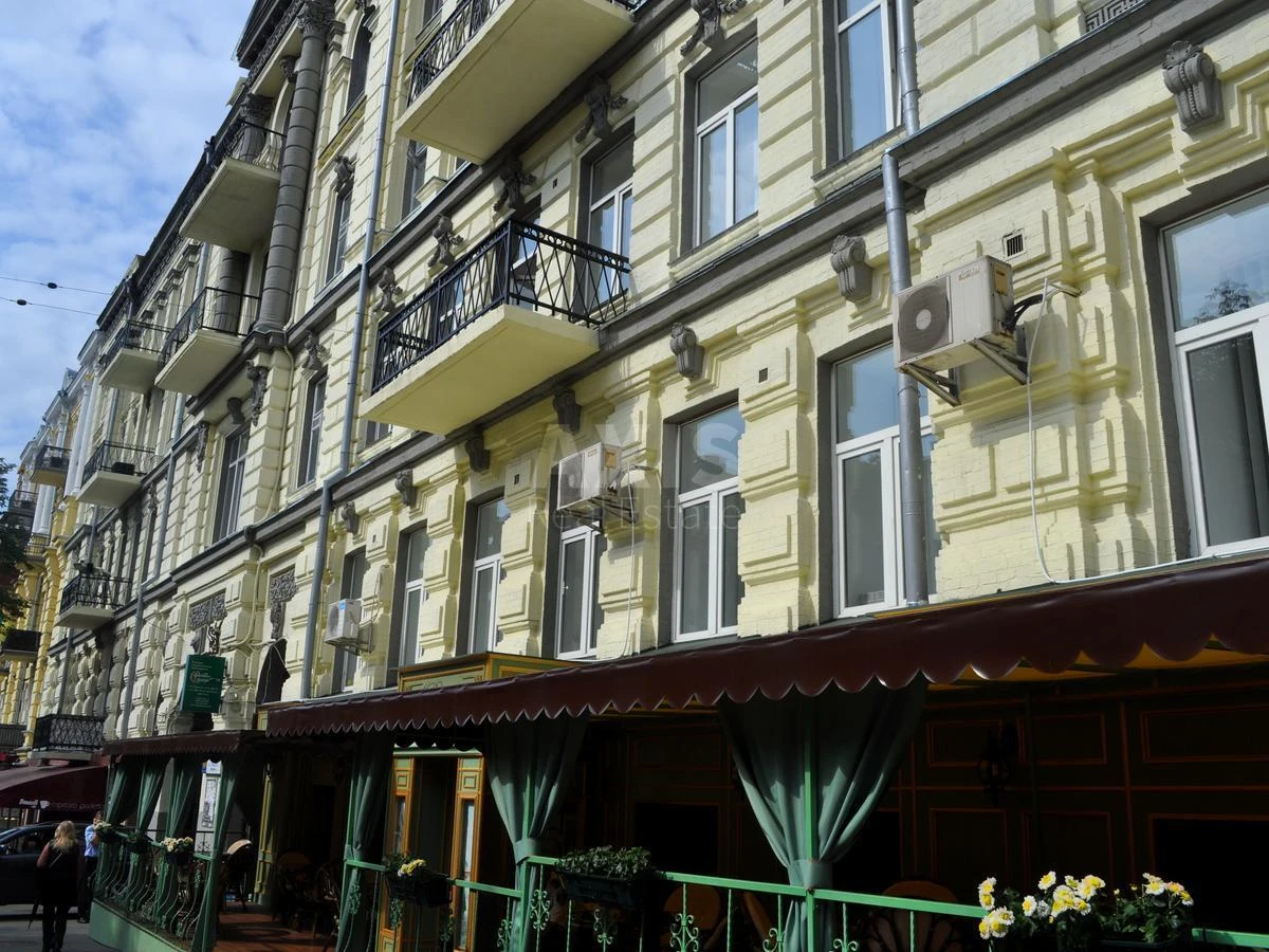 Офис ул. Антоновича 14, 491м2702537