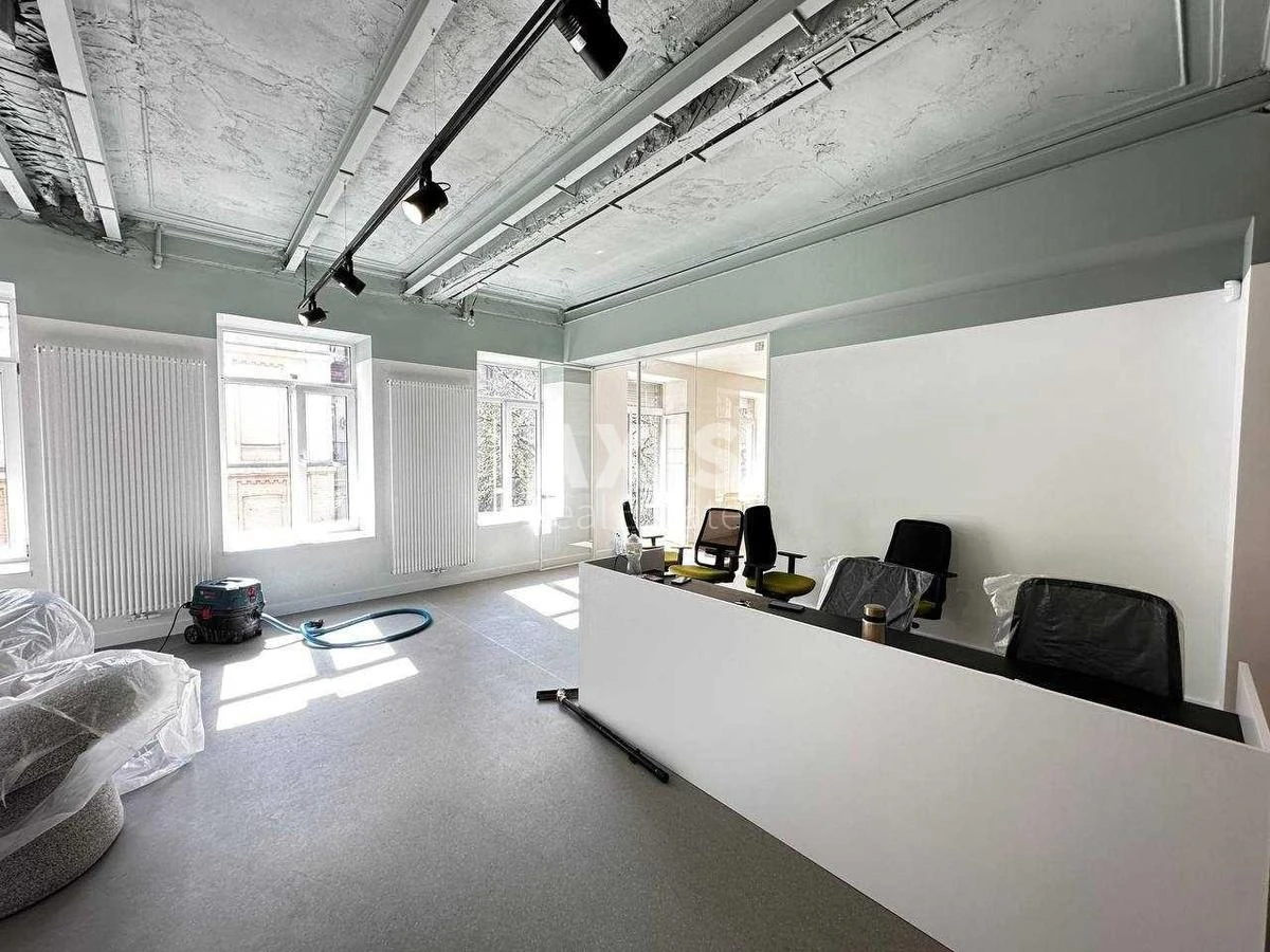 Office bul. Shevchenka Tarasa 48б, 300m2315093