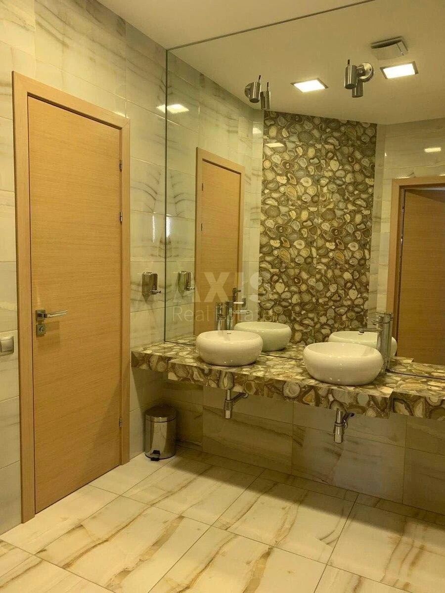 Офис ул. Чавдар Елизаветы 7, 175м2716718