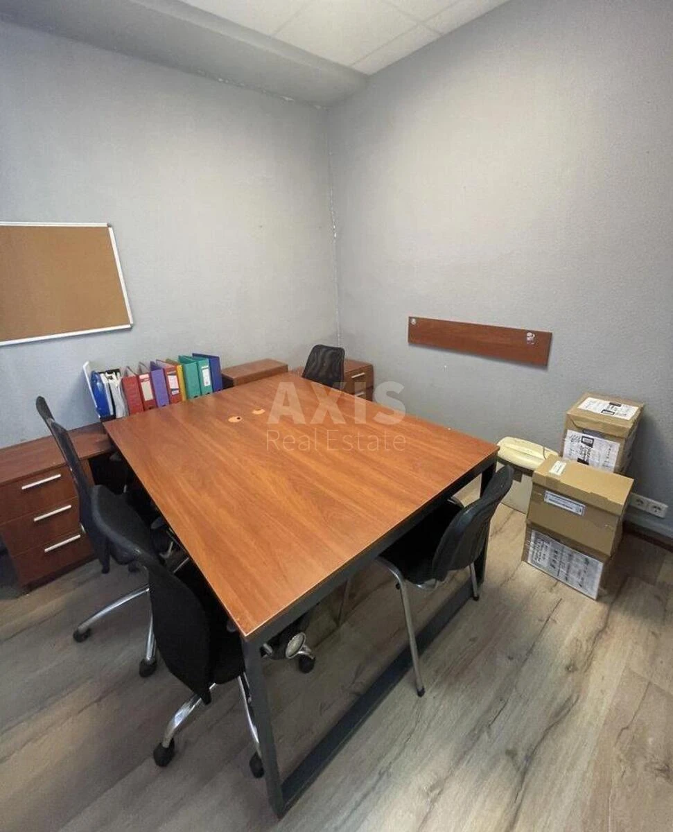 Офис пл. Леси Украинки 34, 43м2652553