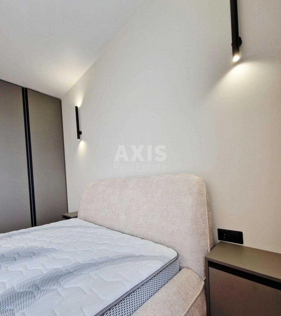 2k apartment vul. Prychal'na 10628451