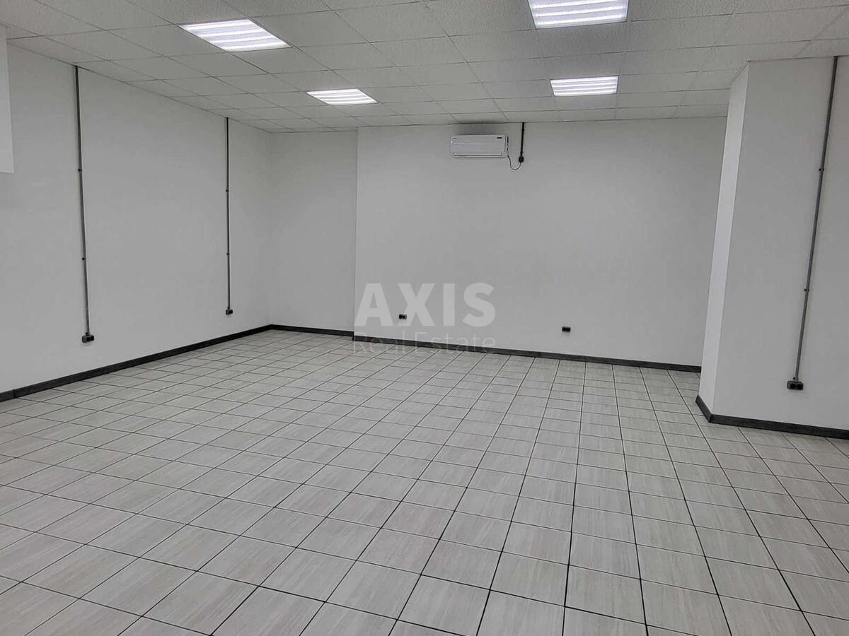 Trade object vul. Ahmatovoi' Anny 35, 58m2685356
