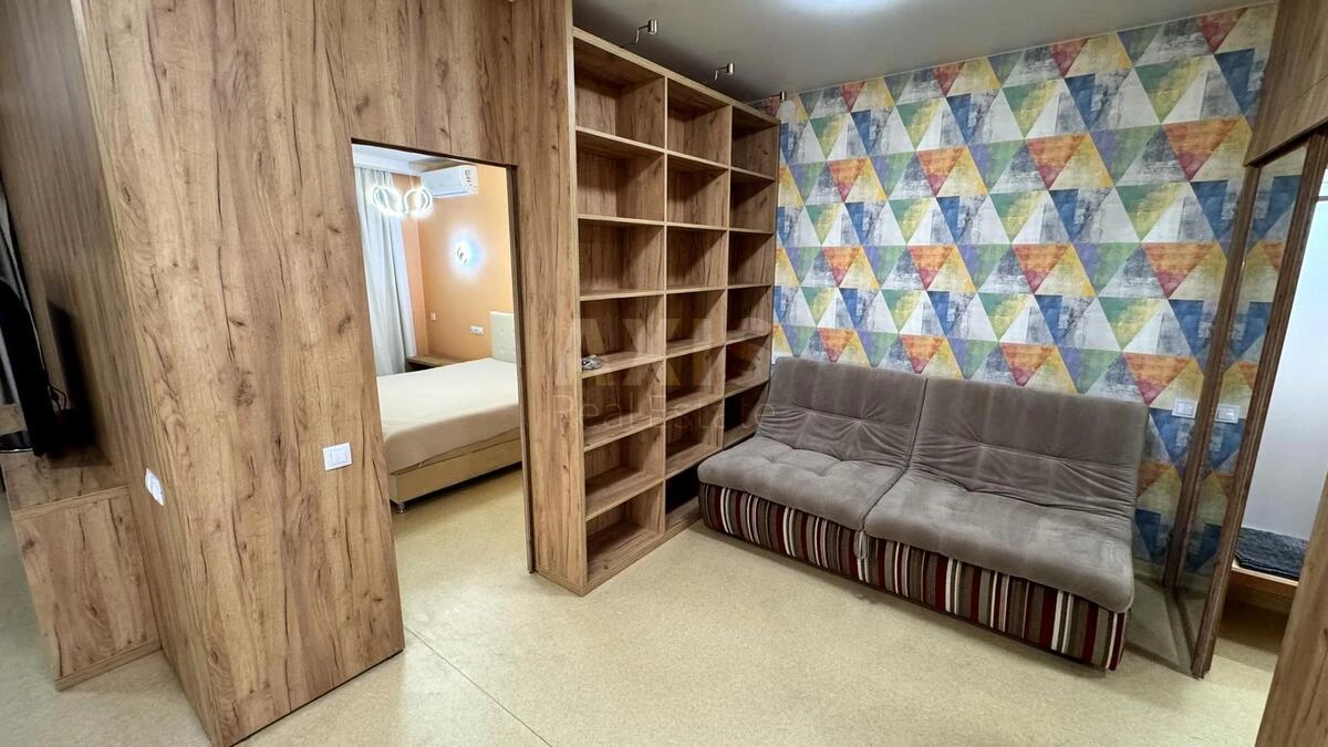 1k apartment vul. Rajduzhna 56632533