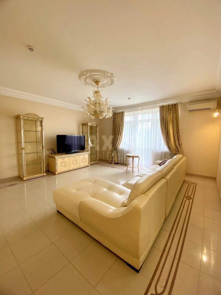 4k apartment vul. Obolons'ka naberezhna 7639134