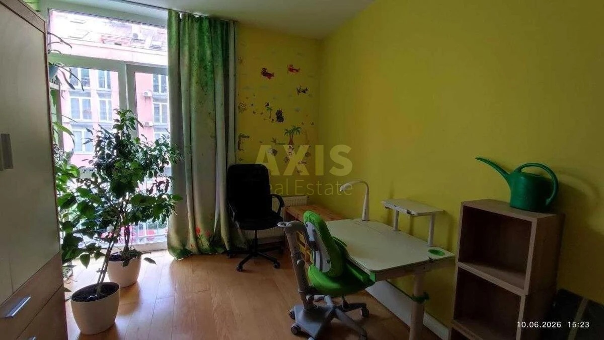 3k apartment vul. Regeneratorna 4, корп. 2690093