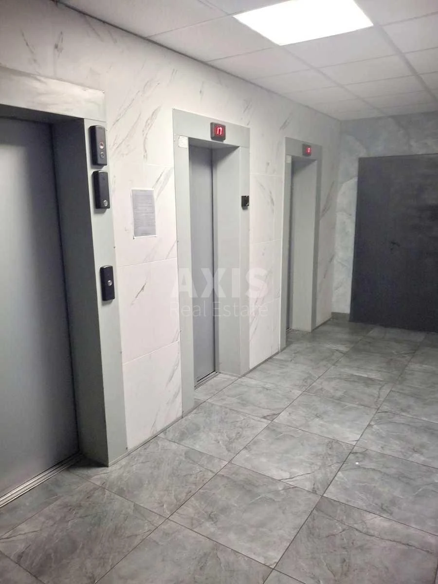 3k apartment vul. Mezhova 23Б7054516